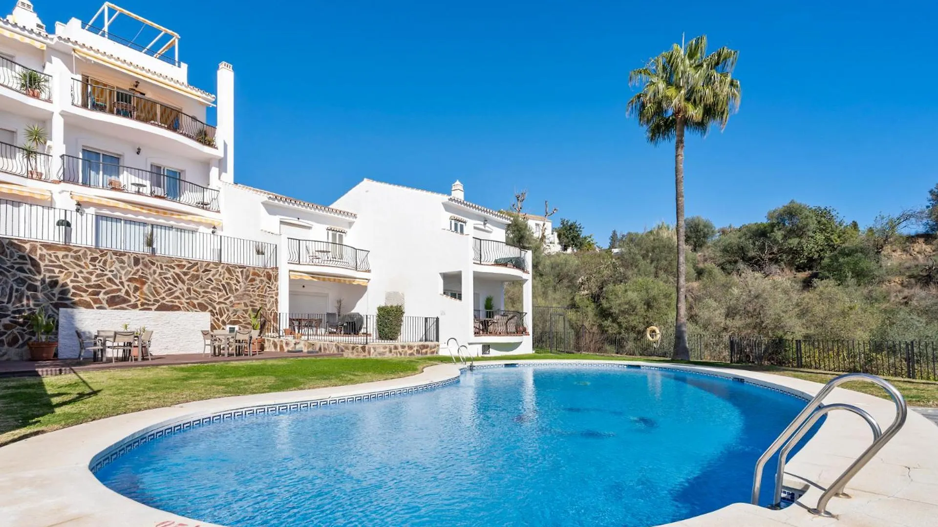Sunny Flat With Pool In Mijas Hillside By Costarentals - Ref 52 Spanje